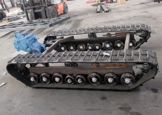 Kundengebundenes Gummigleiskette-Fahrgestell für das Bohrloch, das Rig Machines bohrt