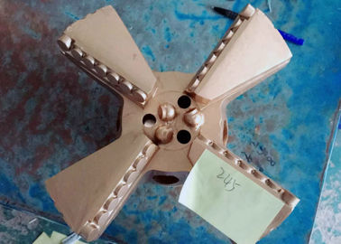 Hoher der Klarheits-Geschwindigkeits-HDD des drehenden Bohrkopfs ISO9001 Loch-der Öffner-4 der Flügel-PDC Standard