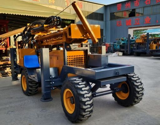 Afrika ST260 Reifentyp Bohrgerät mit Schlammpumpe / Luftkompressor